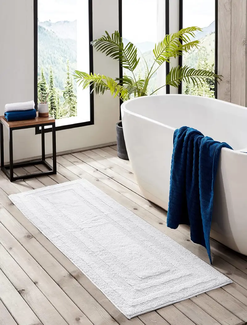 12 Bathroom Rug Ideas to Make Your Space a Relaxing Escape