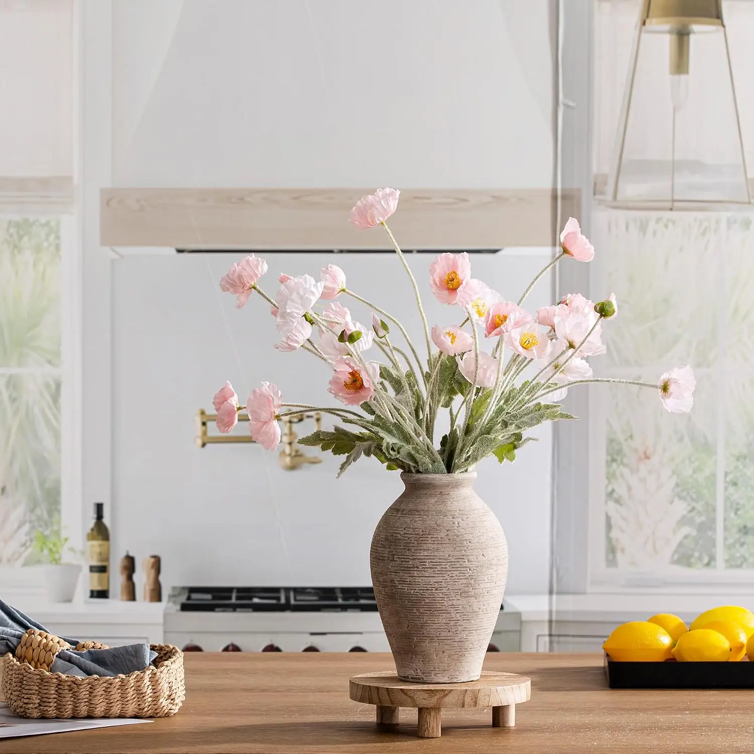 10 Living Room Decor Ideas to Up Your Style on Any Budget